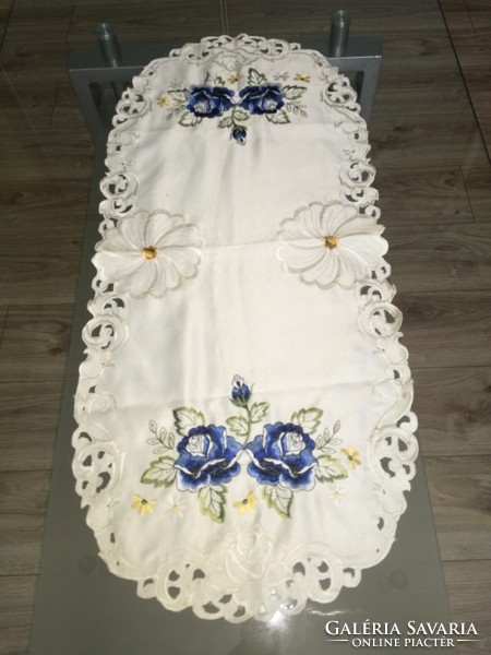 Madeira embroidered table runner