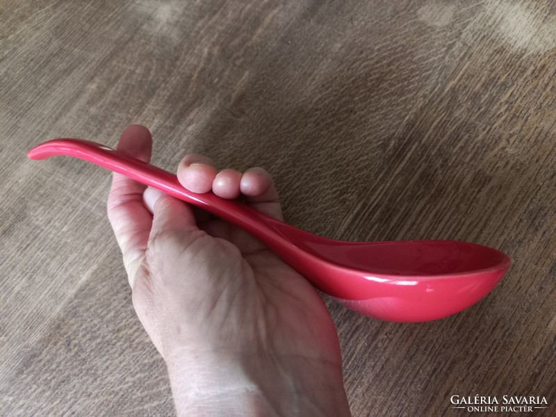 Piros porcelán tálaló kanál 24 cm