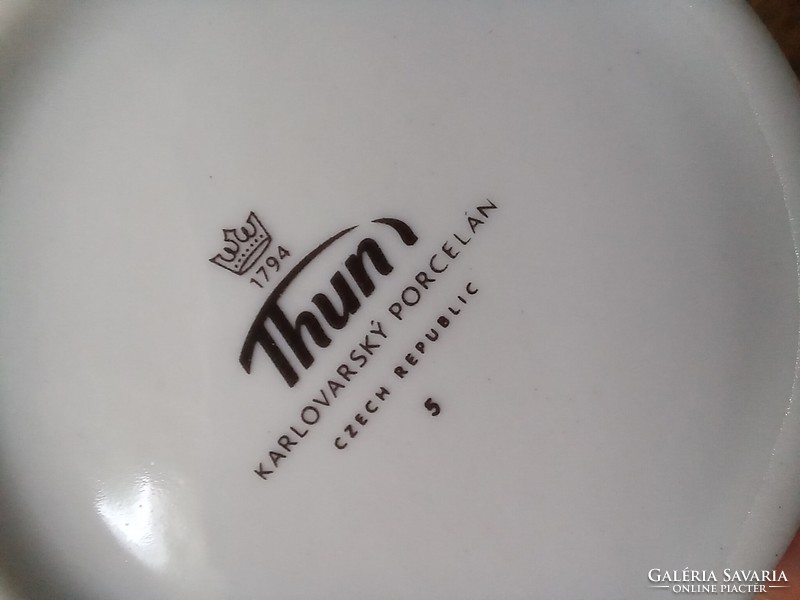 Mug with a funny pepper pattern - Thun porcelain