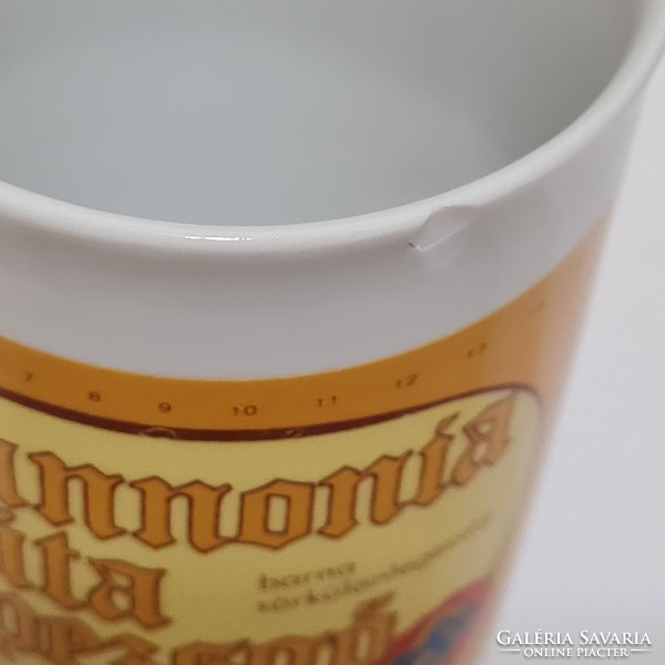 Zsolnay "Pannonia maláta pezsgő" jelzett, reklám porcelán bögre (2745)