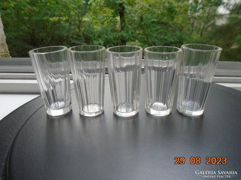 Ritka 12 szögletes lapra csiszolt vastagfalú  poharak