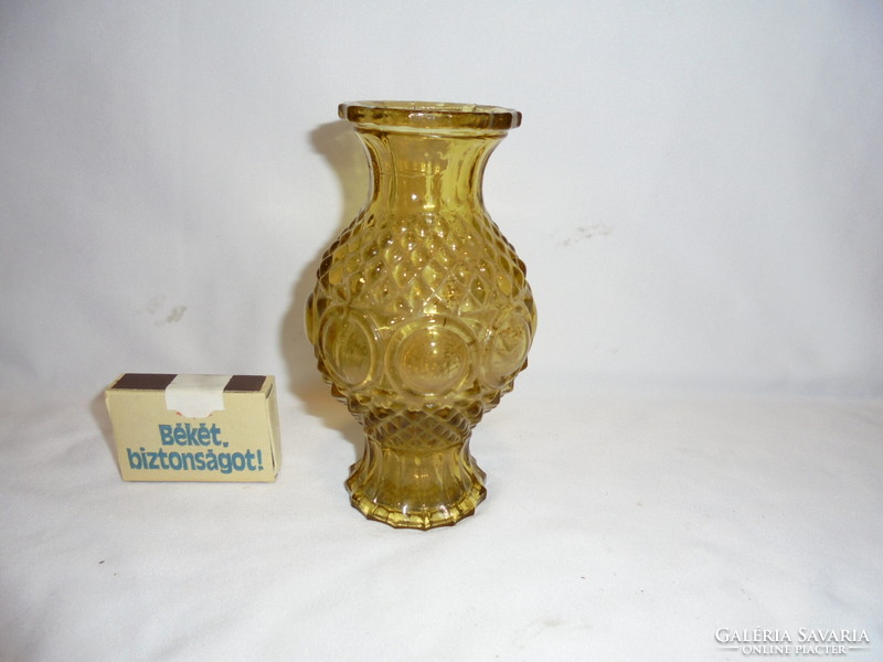 Borostyán színű régi üveg váza