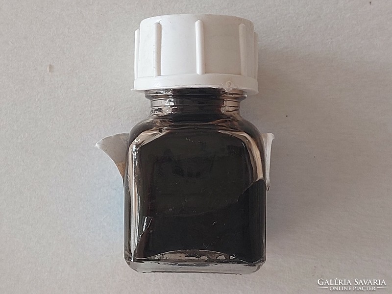 Old raven ink bottle ink bottle for pi