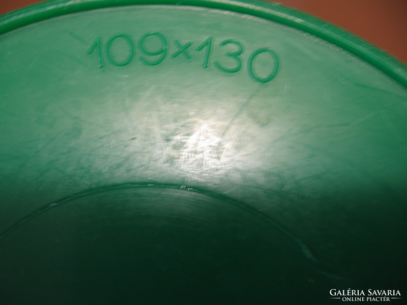 Retro MIKÖV műanyag doboz zöld-sárga , 70-es, 80-as évekből