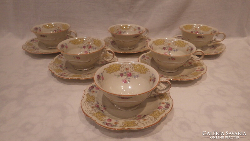Set of 6 numbered porcelain tea cups