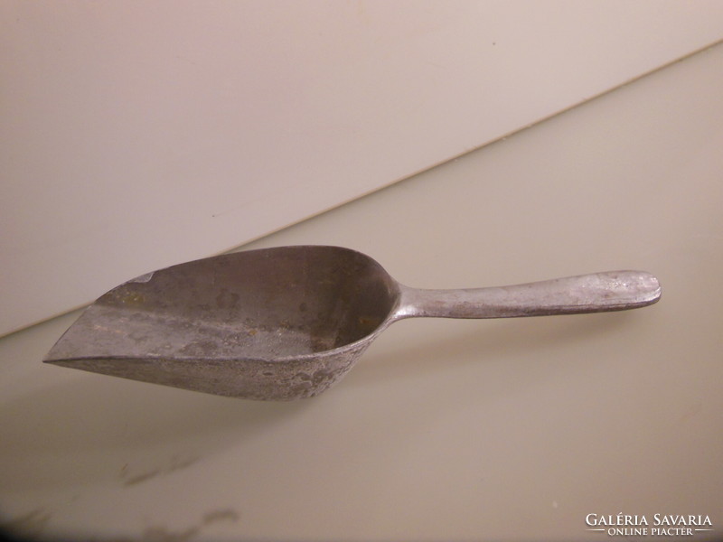 Spoon - shop - 17 x 5.5 x 3 cm - retro - aluminum - Austrian