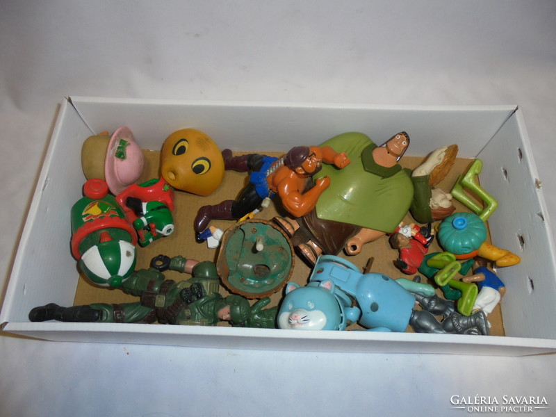 Retro toy figures, parts - damaged - for parts, for repair, to fill gaps - together