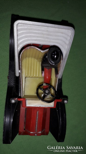 Antik keményműanyag "izgő - mozgó" játékautó EXTRÉM RITKA 12 cm a képek szerint