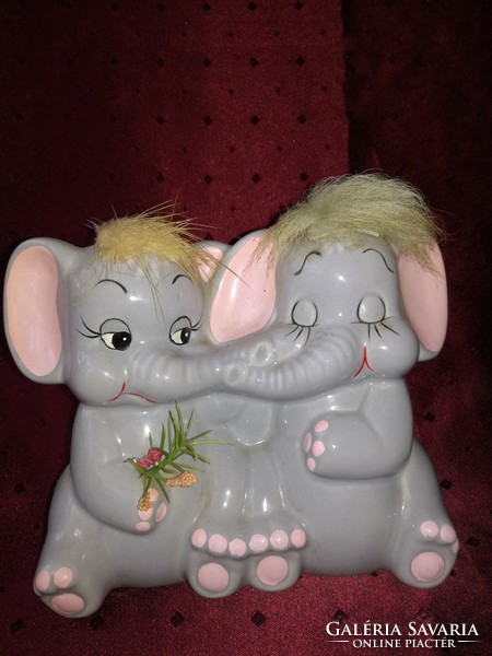 Retro ceramic bush / elephants
