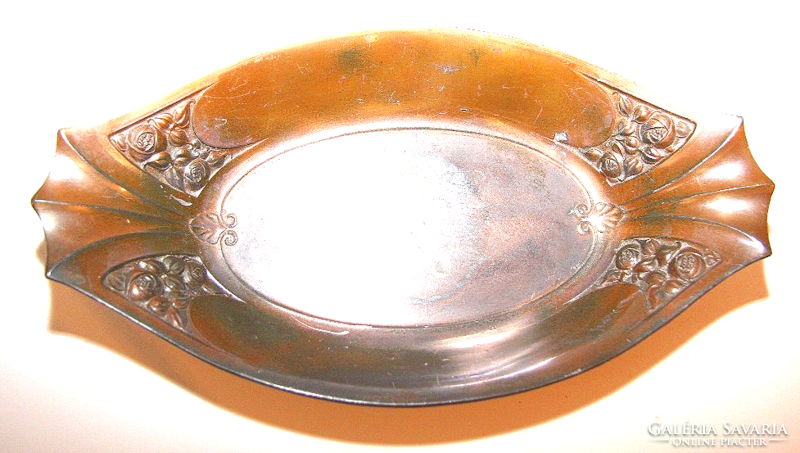 Art Nouveau oval pewter bowl bronzed