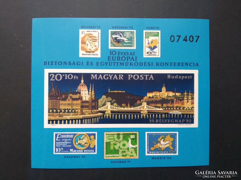 1982 Stamp day block, cut ** g3