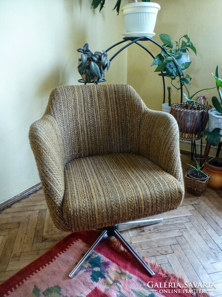 Beautiful retro swivel club armchair ii.