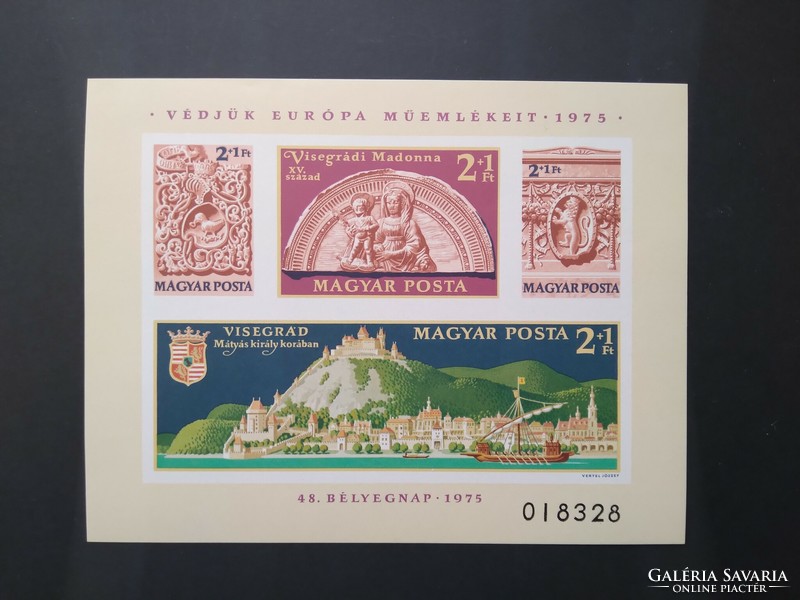 1975 Stamp day Visegrád monuments block, cut ** g3
