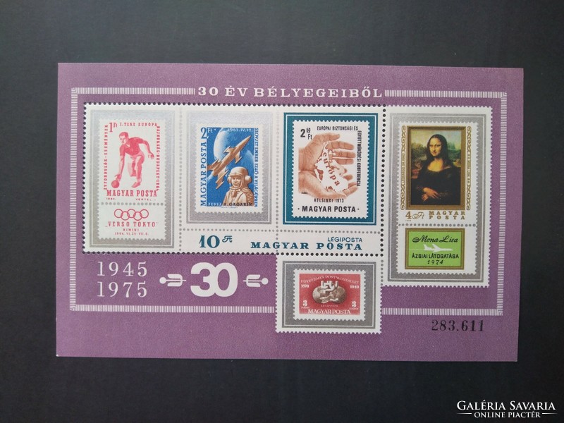 1975 30 év bélyegeiből blokk** G3
