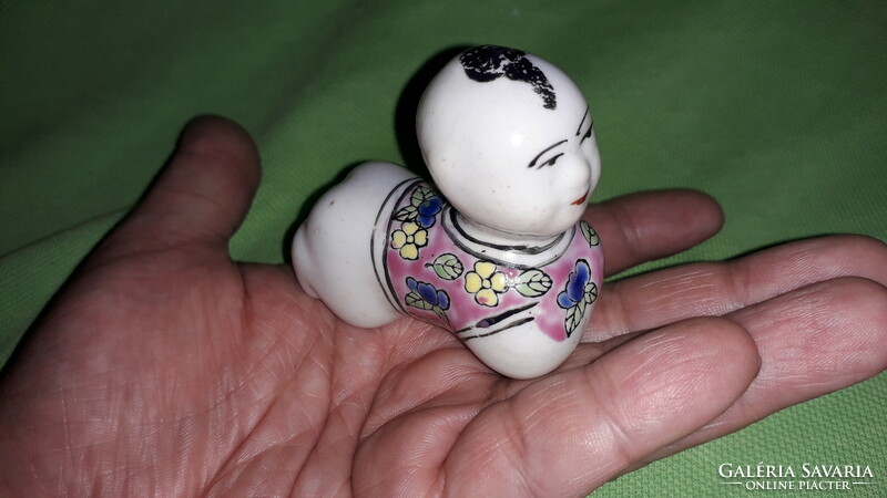 Old tiny Chinese porcelain figurine table decoration shelf decoration flawless 7 x 5 cm according to pictures
