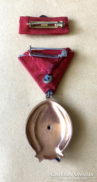 Munka Érdemrend bronz fokozata szalagsávval és miniatűrrel - kitüntetés