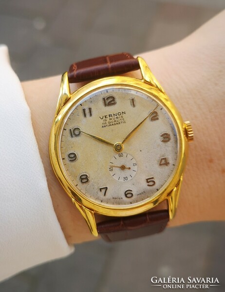 Vernon vintage watch from the 1970s! Serviced, with warranty, tiktakwatch service card!