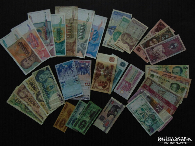33 darab külföldi bankjegy LOT ! 03