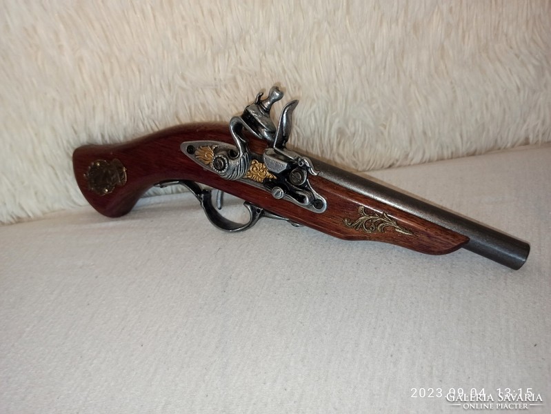 A flintlock pistol in excellent condition from a legacy
