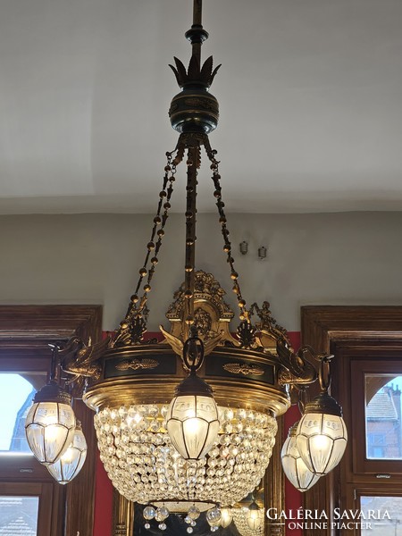 Unique empire chandelier (empire csillar) with 6 swans