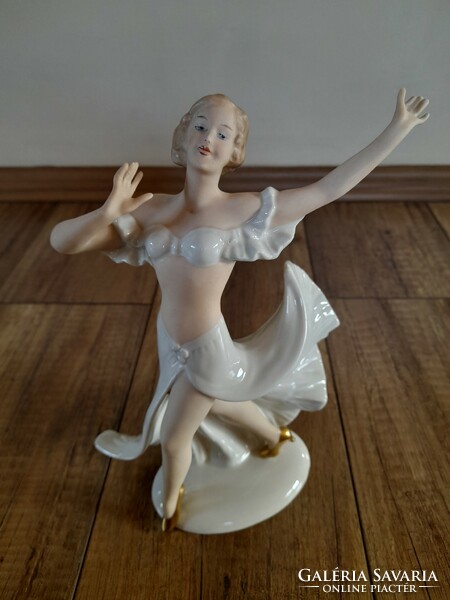 Old wallendorf porcelain dancer