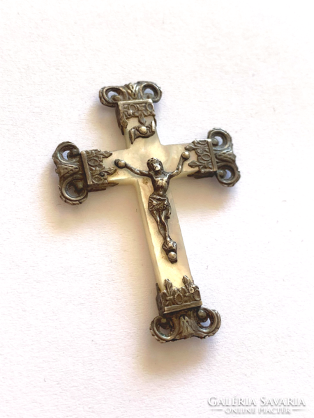 Silver applique shell crucifix pendant