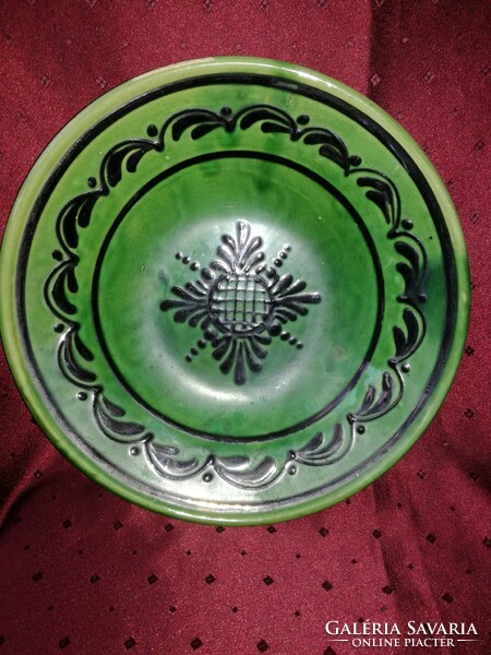 Popular glazed ceramic wall plate