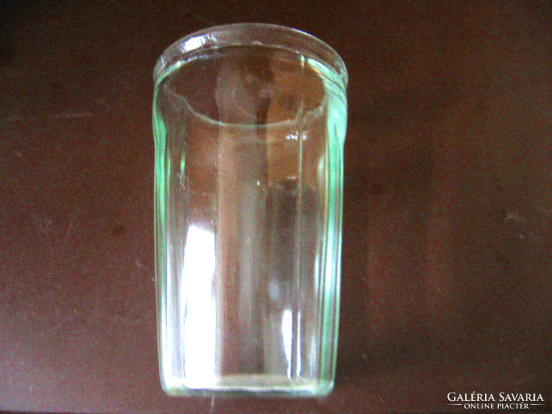 Türkiz zöldes üveg pohár
