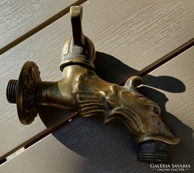 Beautiful copper bronze figural tap. Fountain, wall fountain, sárkány fountain, decoration and stage accessories