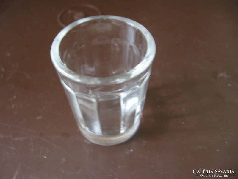Retro szovjet, orosz fazettás  pálinkás üveg pohár