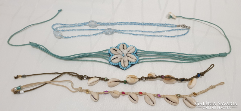 4 pcs old shell necklace and bracelet