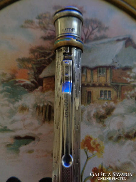 Silver usus color changing fountain pen