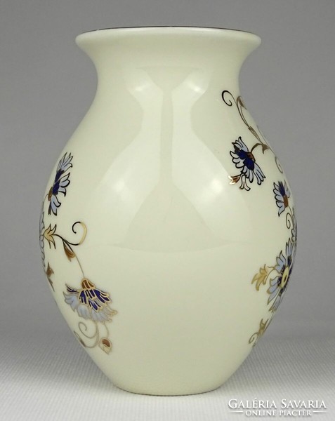 1O166 Vajszínű búzavirágos Zsolnay porcelán váza 12.7 cm