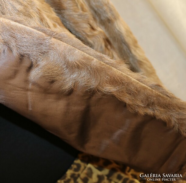 Fur coat size 40/42/44 for ladies who dress nicely and elegantly