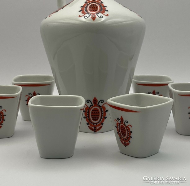 Hollóházi porcelán röviditalos pohárkészlet kiöntővel