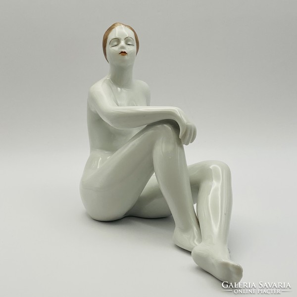 Hollóházi porcelán figura - Ülő női akt