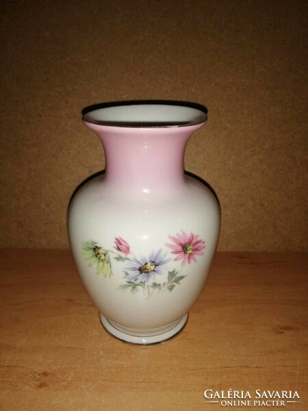 Hollóházi porcelán virág mintás váza  - 15 cm magas (2/d)