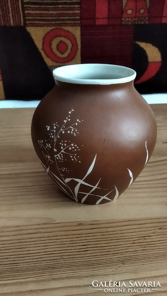 German small vase, heubach {p22}