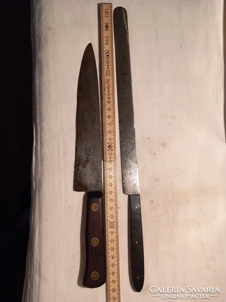 Old marked cake spreader and cake cutting knife (confectionery)