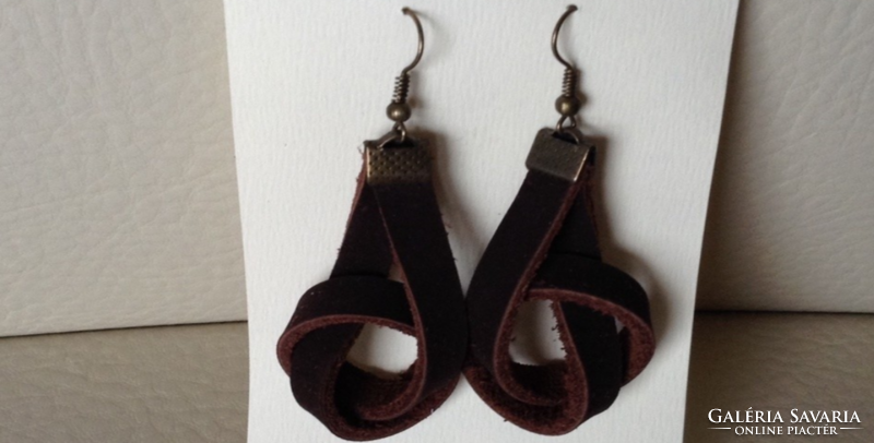 Knotted Leather Craft Earrings (Dark Brown)