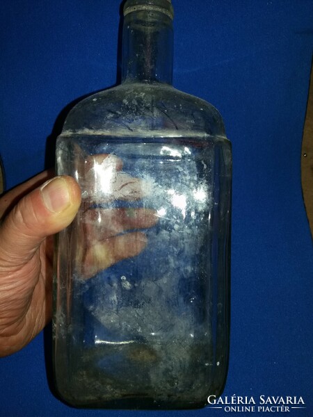 Antique rectangular potted glass bottle, 05 liters, for collectors, according to the pictures