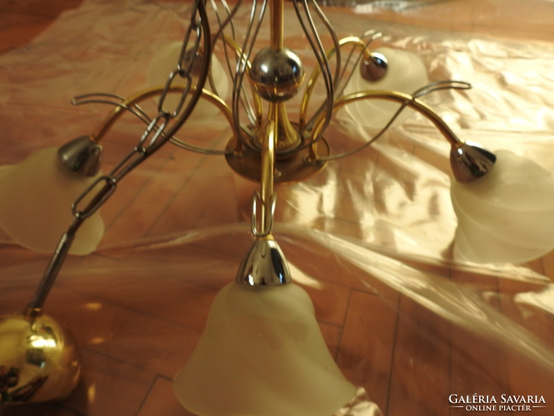 EGLO - elegáns arany - ezüst ötágú csillár lámpa tejüveg virágkehely búrákkal