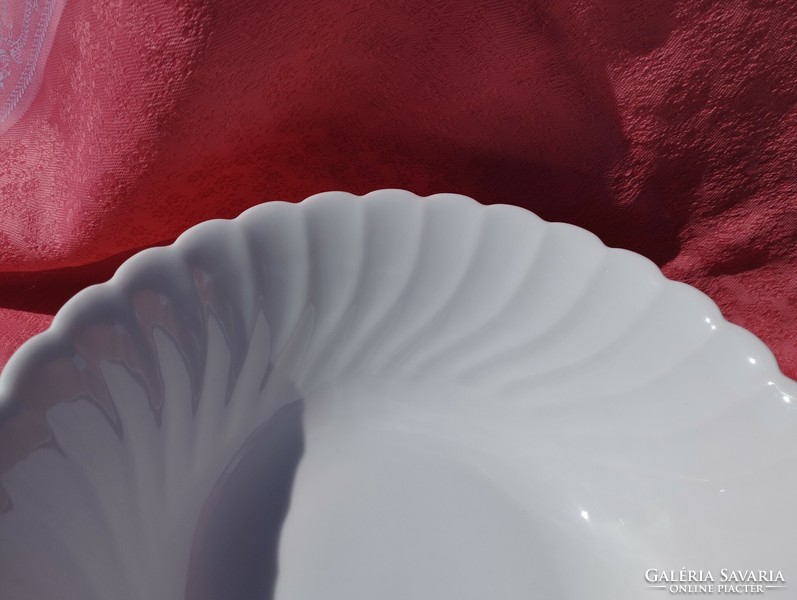2 db. gyönyörű porcelán mély kínáló tál , asztalközép