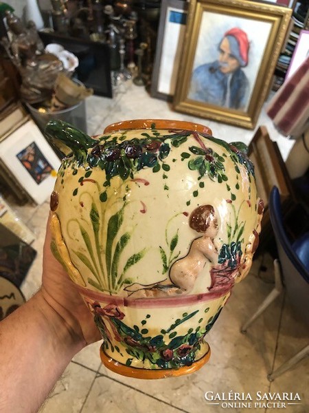 Szecessziós kerámia kaspó, váza, 24 cm-es magasságú.