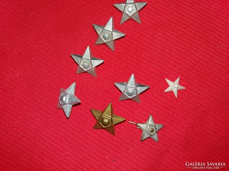 Régi magyar katonai kitűzők csillagok krumplivirágok egyben a képek szerint