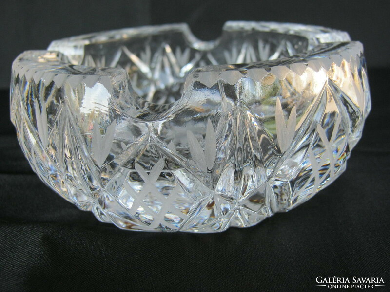 Crystal glass ashtray ashtray heavy piece