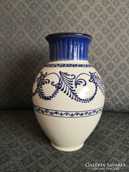 Légli Attila kerámia váza