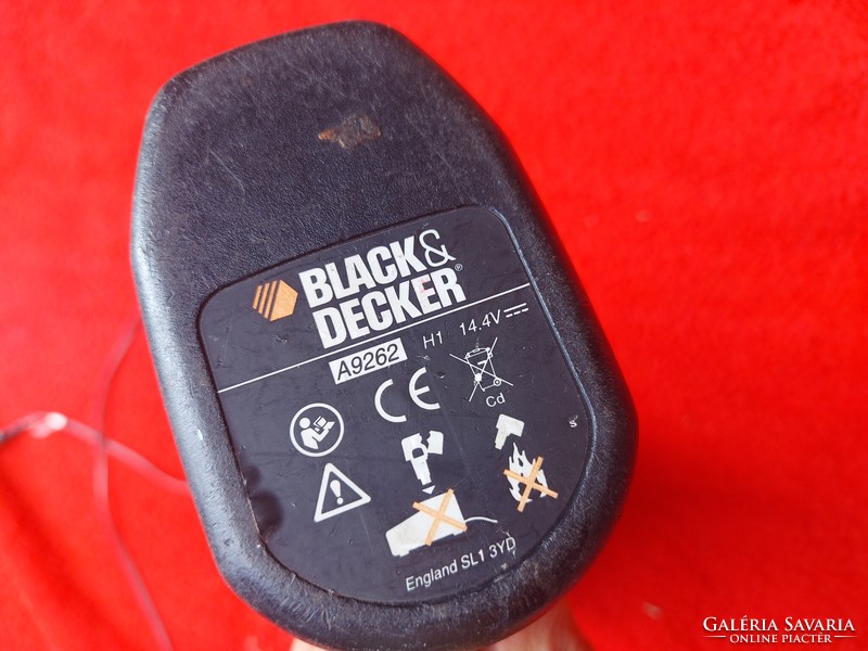 Black & Decker drill driver