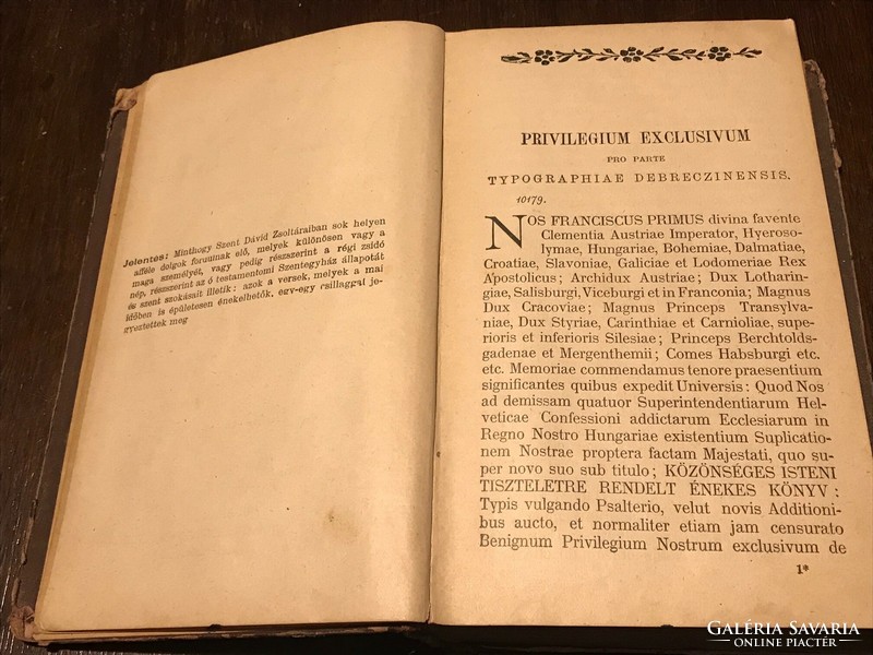 Közönéges Isteni Tiszteletre rendelt Énekes Könyv 1901.-ből.Sérült borítóval. Hornyánszky Viktor