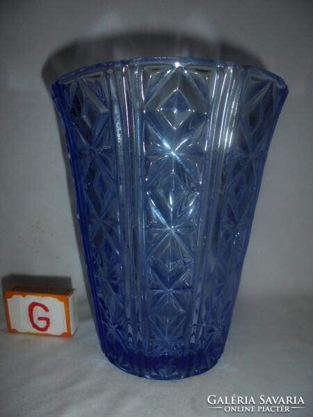 Régi, kék színű, domború mintás, öblös üveg váza